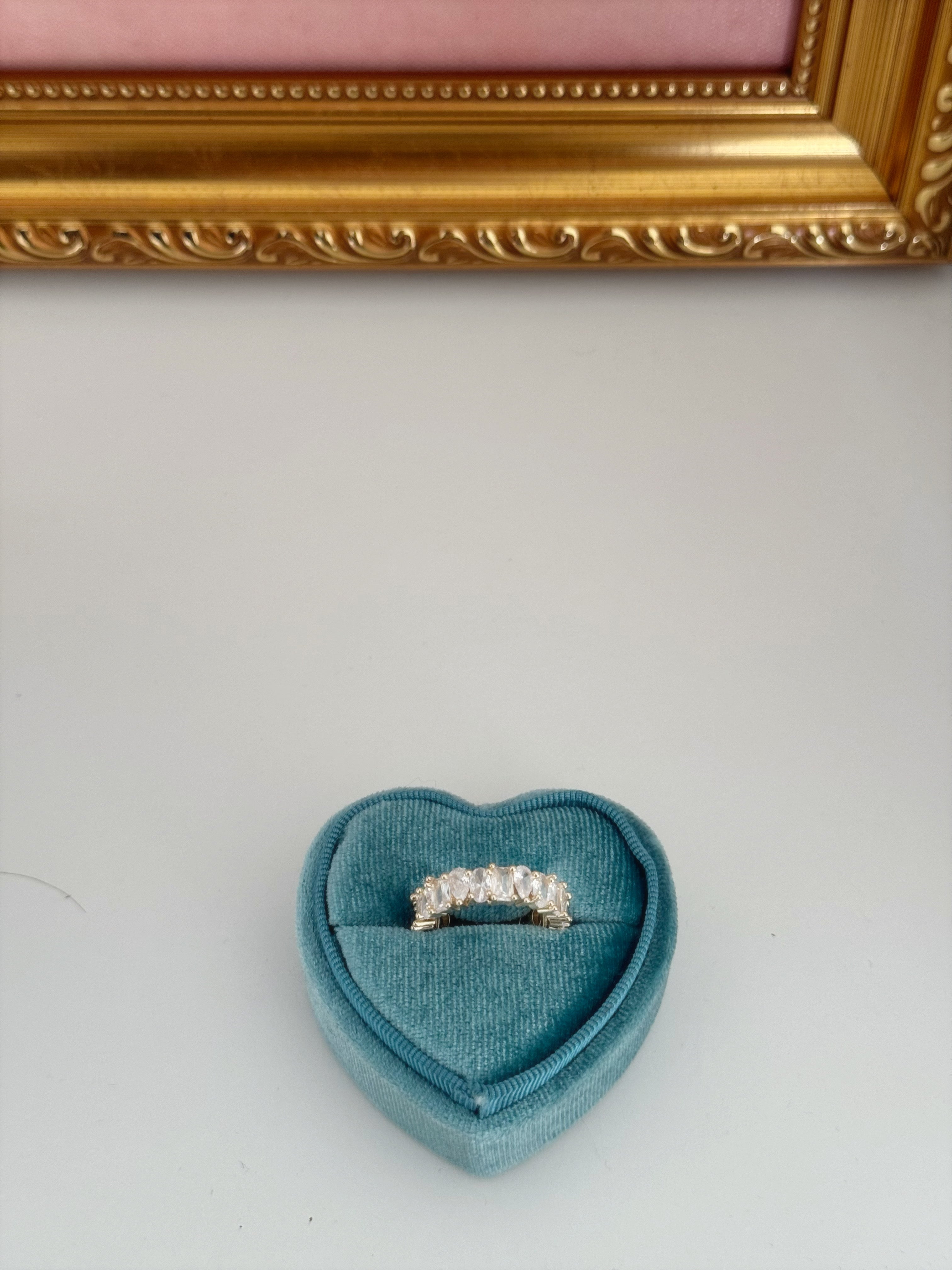 Infinity Gold Ring with Mixed Stones | Oval, Princess & Pearl