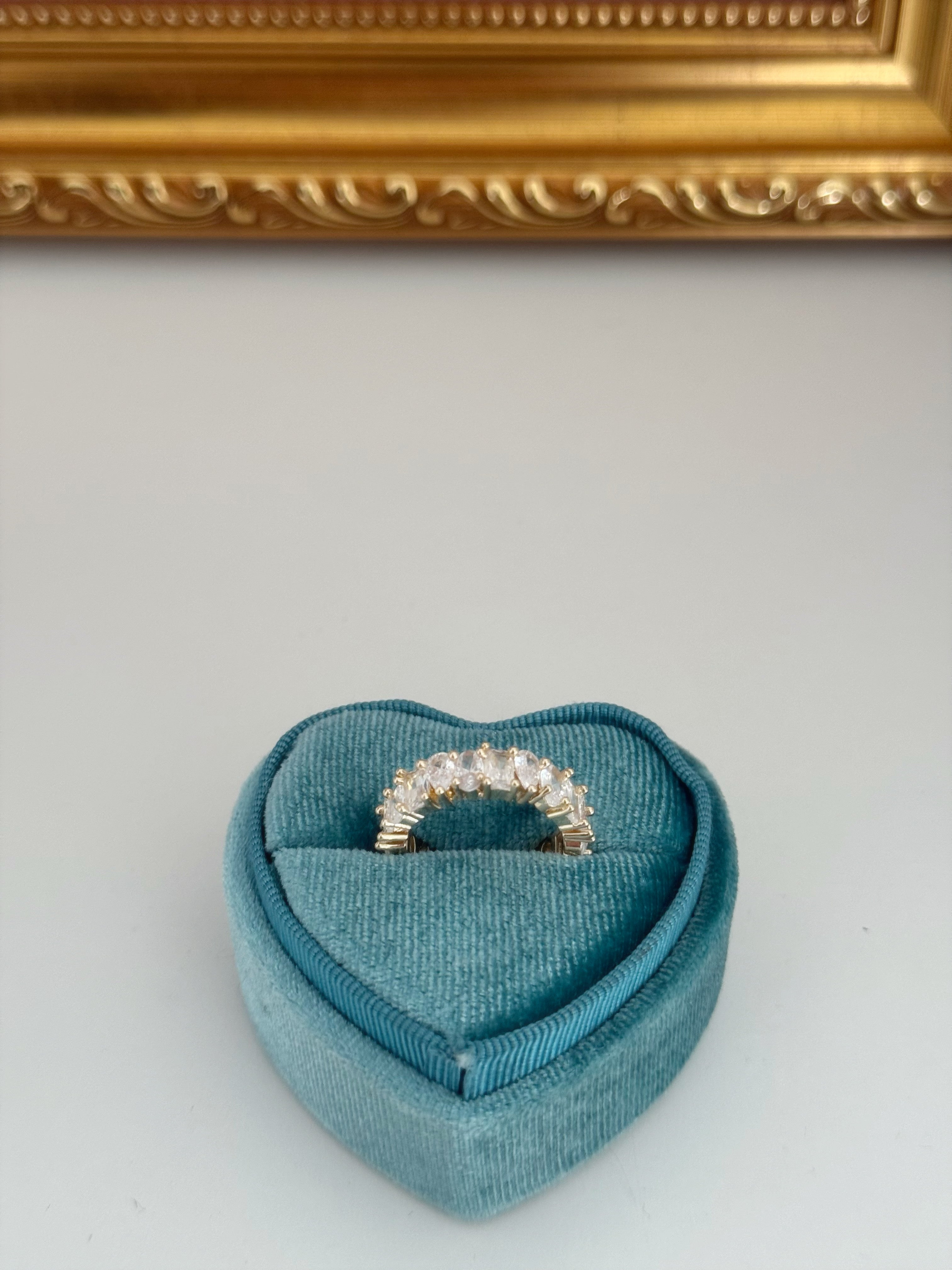 Infinity Gold Ring with Mixed Stones | Oval, Princess & Pearl