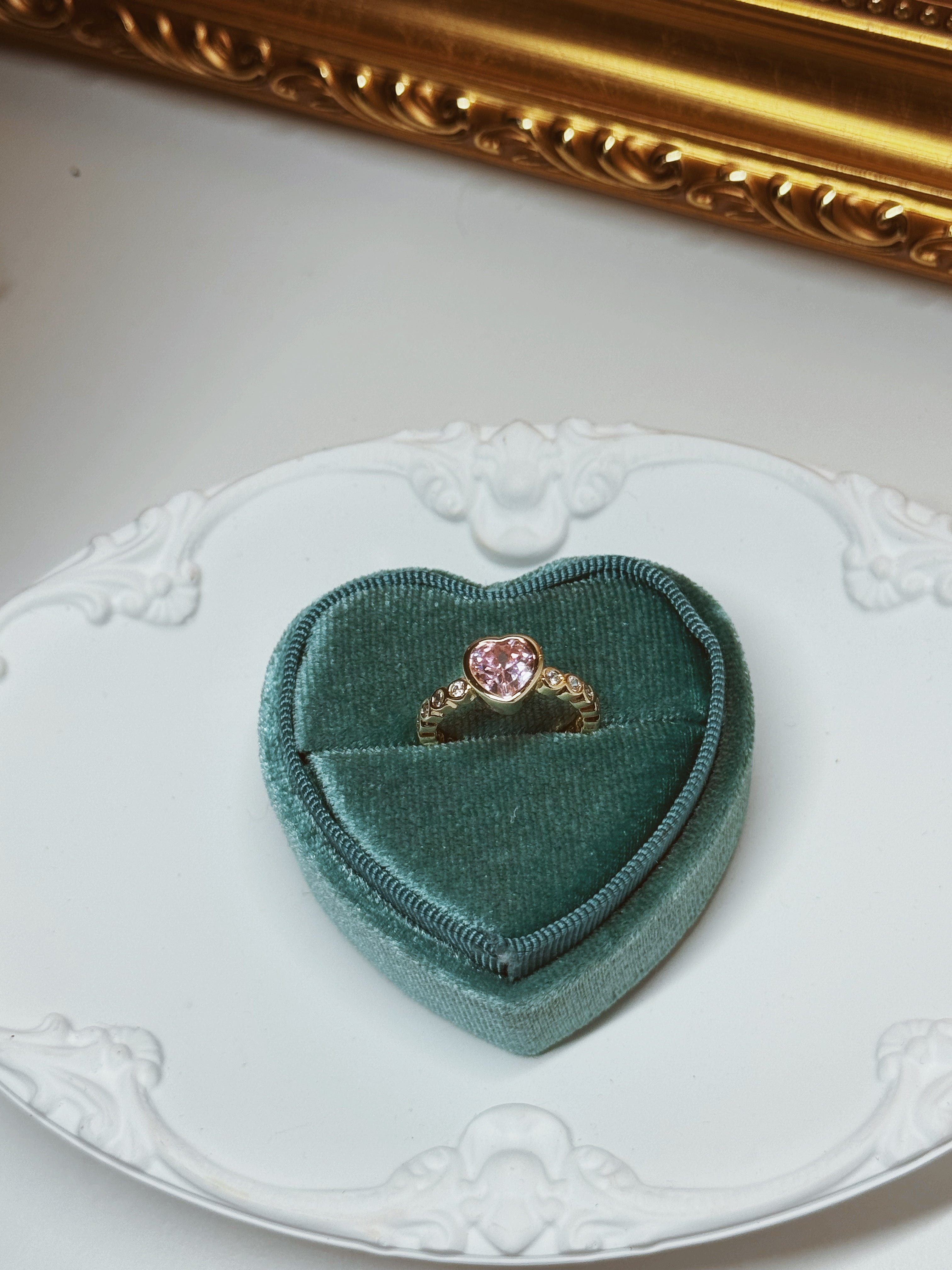 Heart shape Love Gold Ring