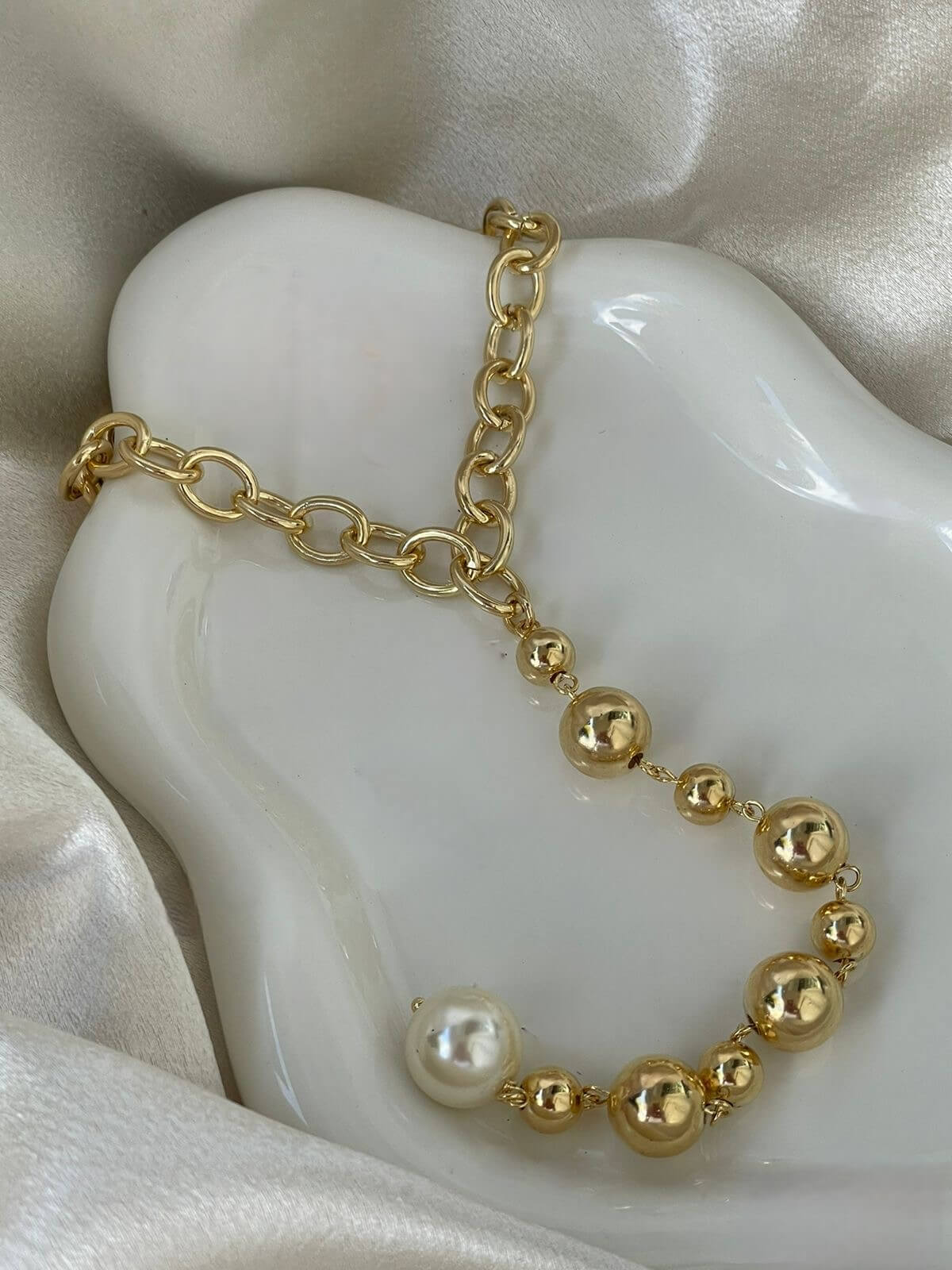 Elegant Pearl Drop Necklace | Timeless Gold-Style Jewelry for Women