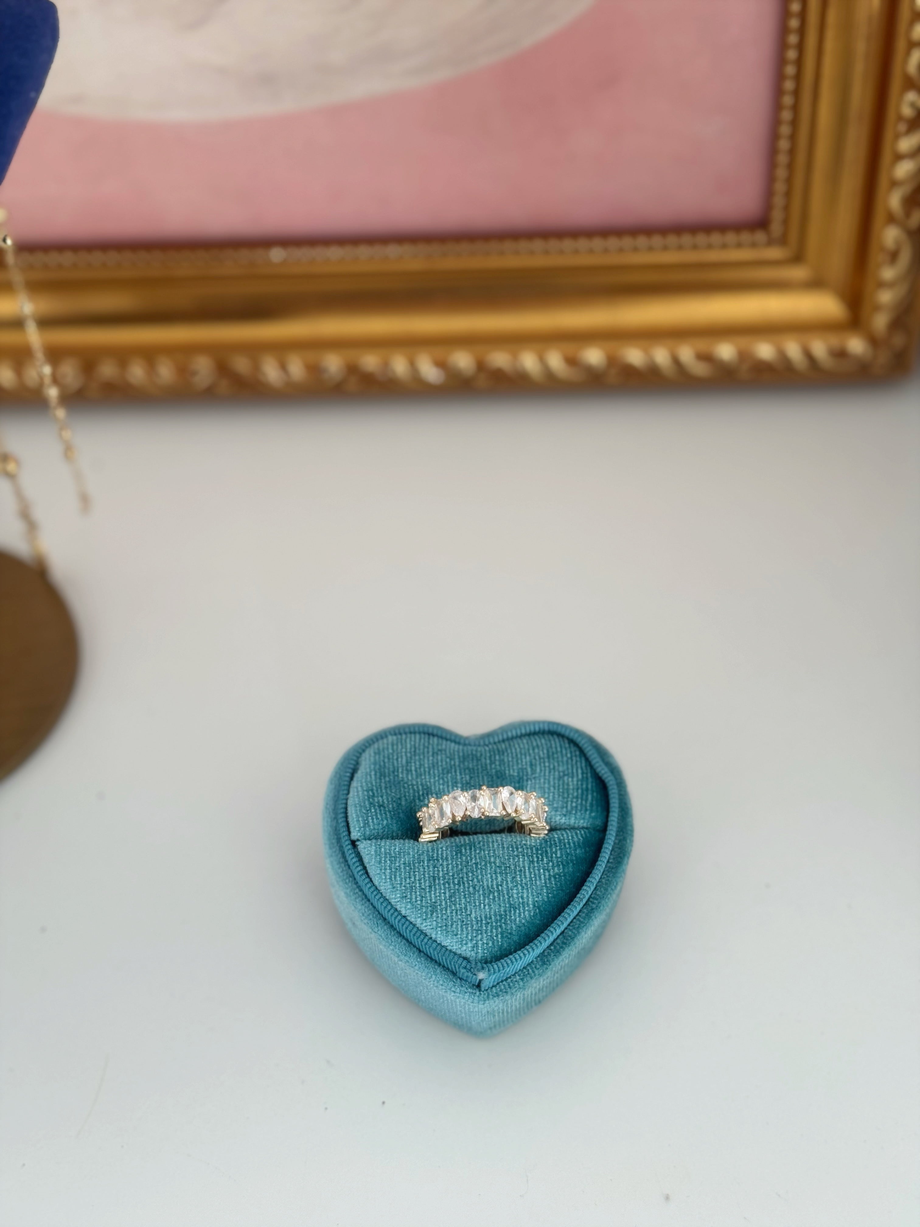 Infinity Gold Ring with Mixed Stones | Oval, Princess & Pearl