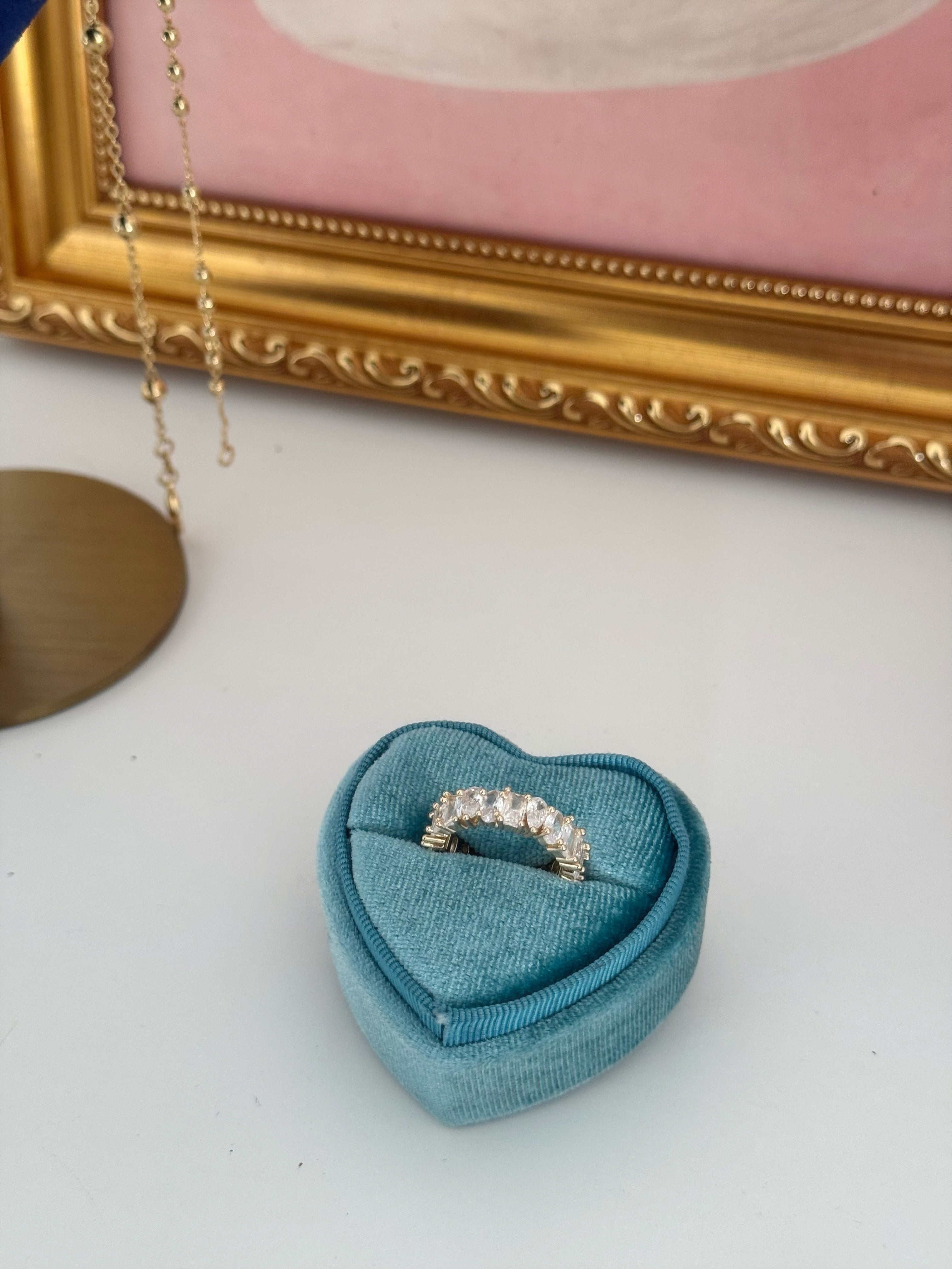 Infinity Gold Ring with Mixed Stones | Oval, Princess & Pearl